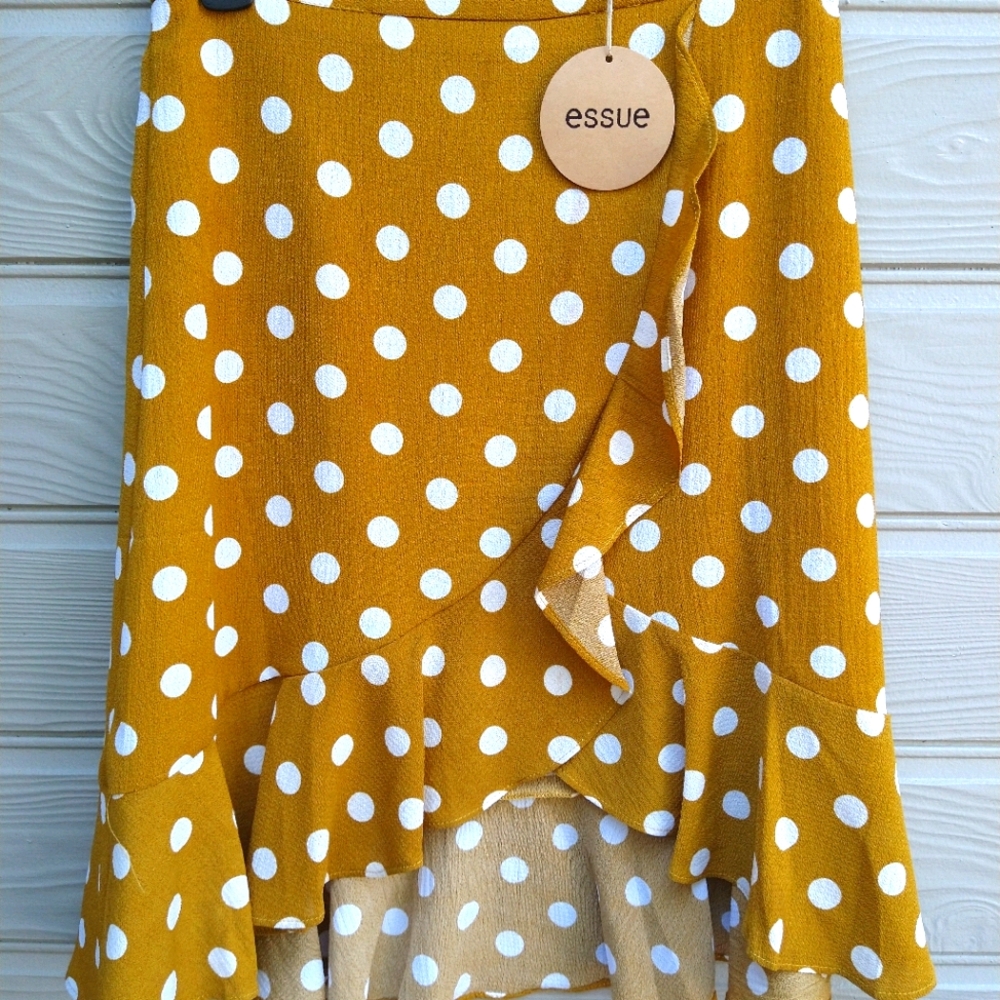 Essue ruffle skirt
